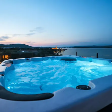Villa Magic Sky 1 *